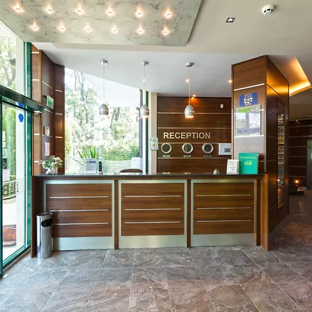 Hotel L&b- Free Parking