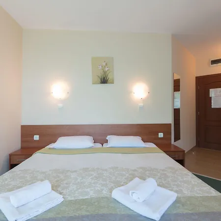 L&b- Free Parking Hotel Sunny Beach