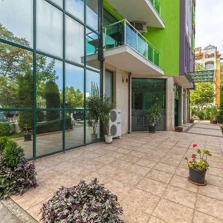 L&b- Free Parking Ξενοδοχείο