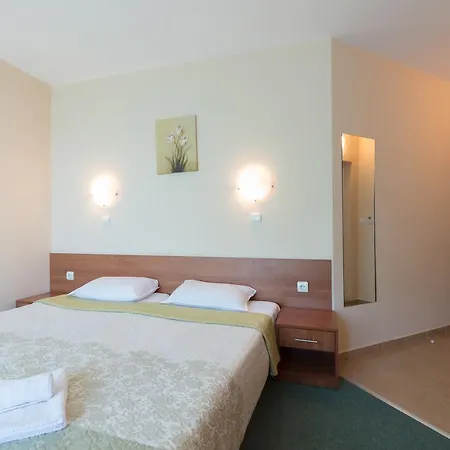 L&b- Free Parking 3*