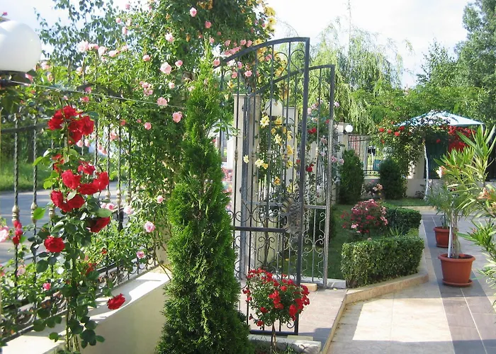 Ξενοδοχείο L&b- Free Parking 3*