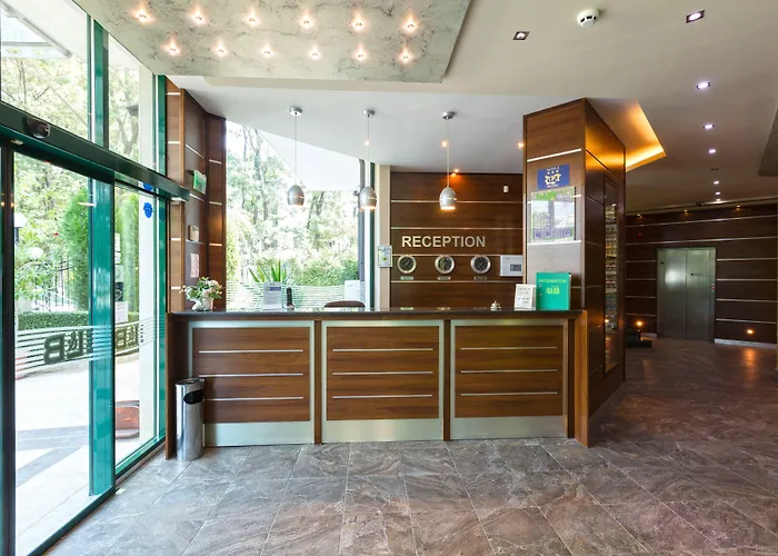 Szálloda L&b- Free Parking