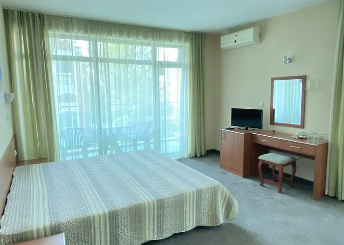 Ξενοδοχείο L&b- Free Parking 3*