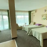 Hotel L&b- Free Parking Sunny Beach
