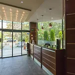 L&b- Free Parking 3*