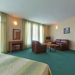 Hotel L&b- Free Parking Sunny Beach