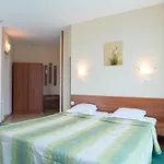 L&b- Free Parking Hotel