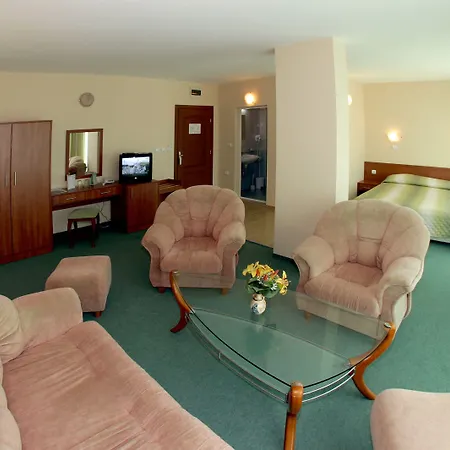 Hotel L&b- Free Parking Sluneční pobřeží