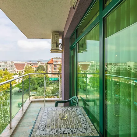 L&b- Free Parking Hotel