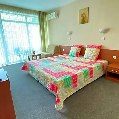 Hotel L&b- Free Parking Sunny Beach