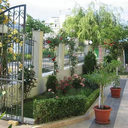 Hotel L&b- Free Parking Sunny Beach