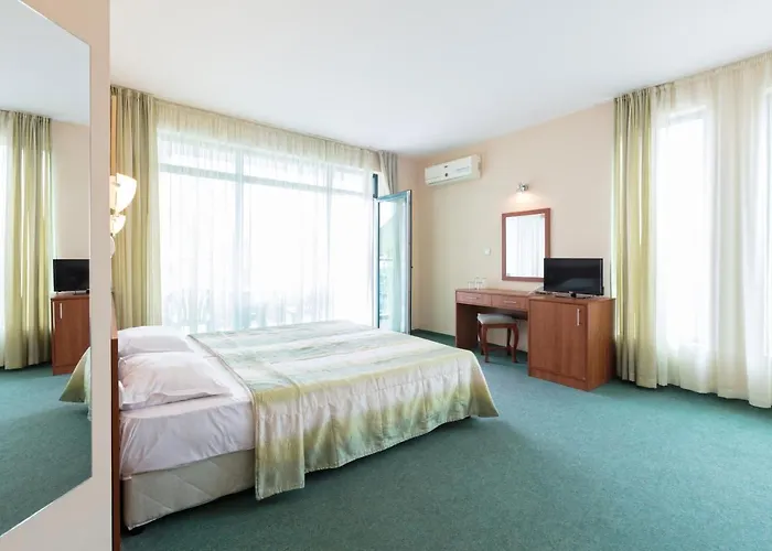 Hotel L&b- Free Parking Sunny Beach